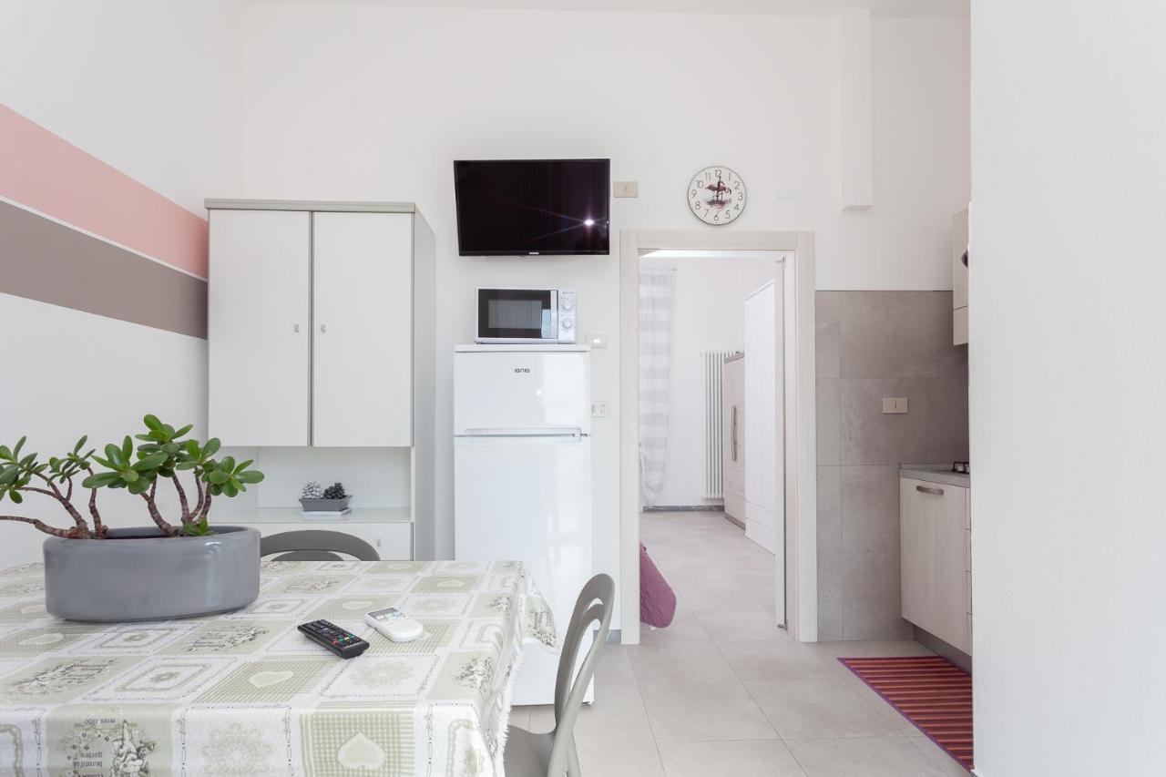 Nicola House Il Fenicottero Apartment Червия Екстериор снимка
