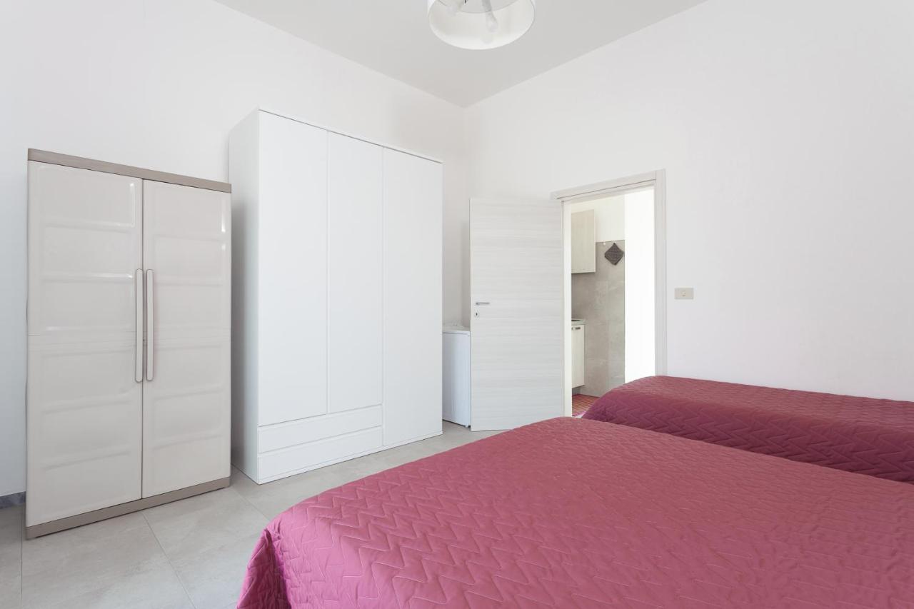 Nicola House Il Fenicottero Apartment Червия Екстериор снимка